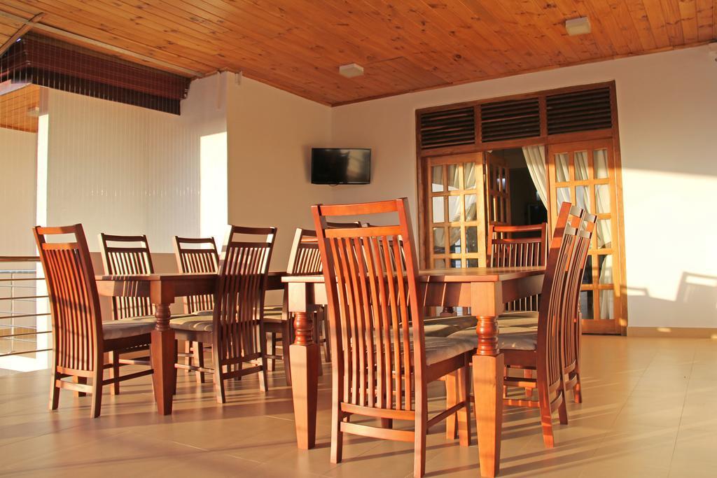 Bluewater Beach Resort Trincomalee Dış mekan fotoğraf
