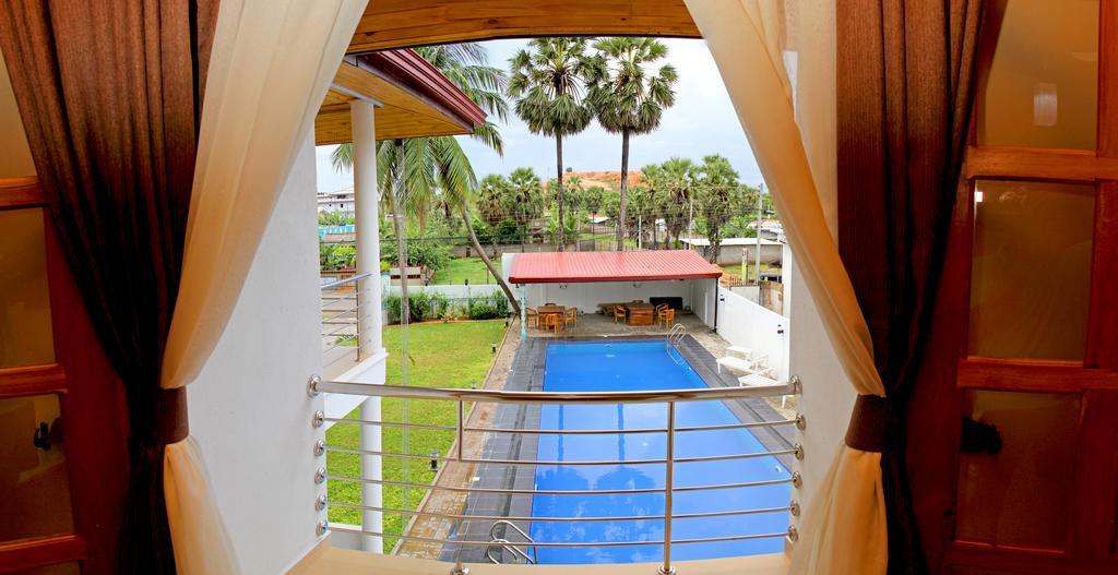 Bluewater Beach Resort Trincomalee Oda fotoğraf