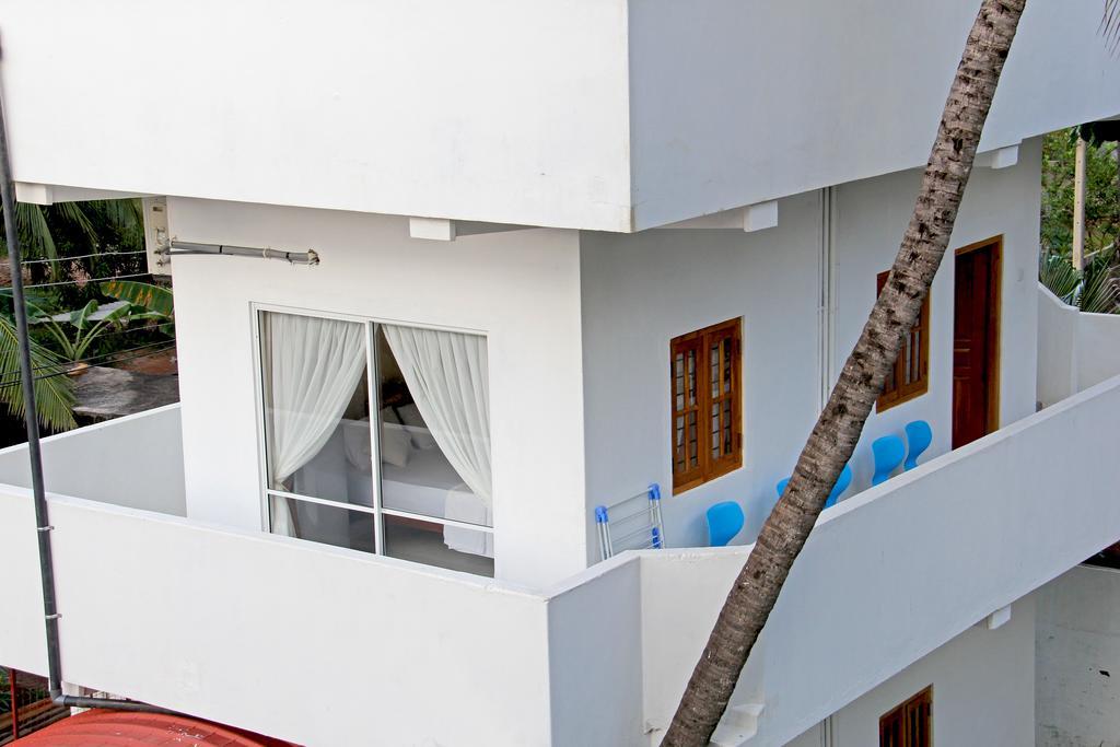 Bluewater Beach Resort Trincomalee Oda fotoğraf